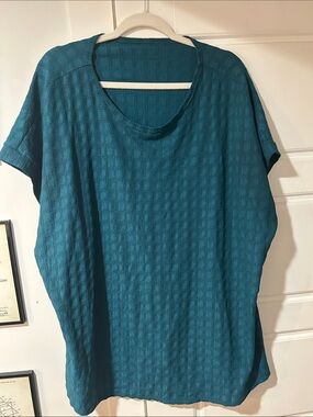 Women’s SHEIN Textured Short-Sleeve Top
